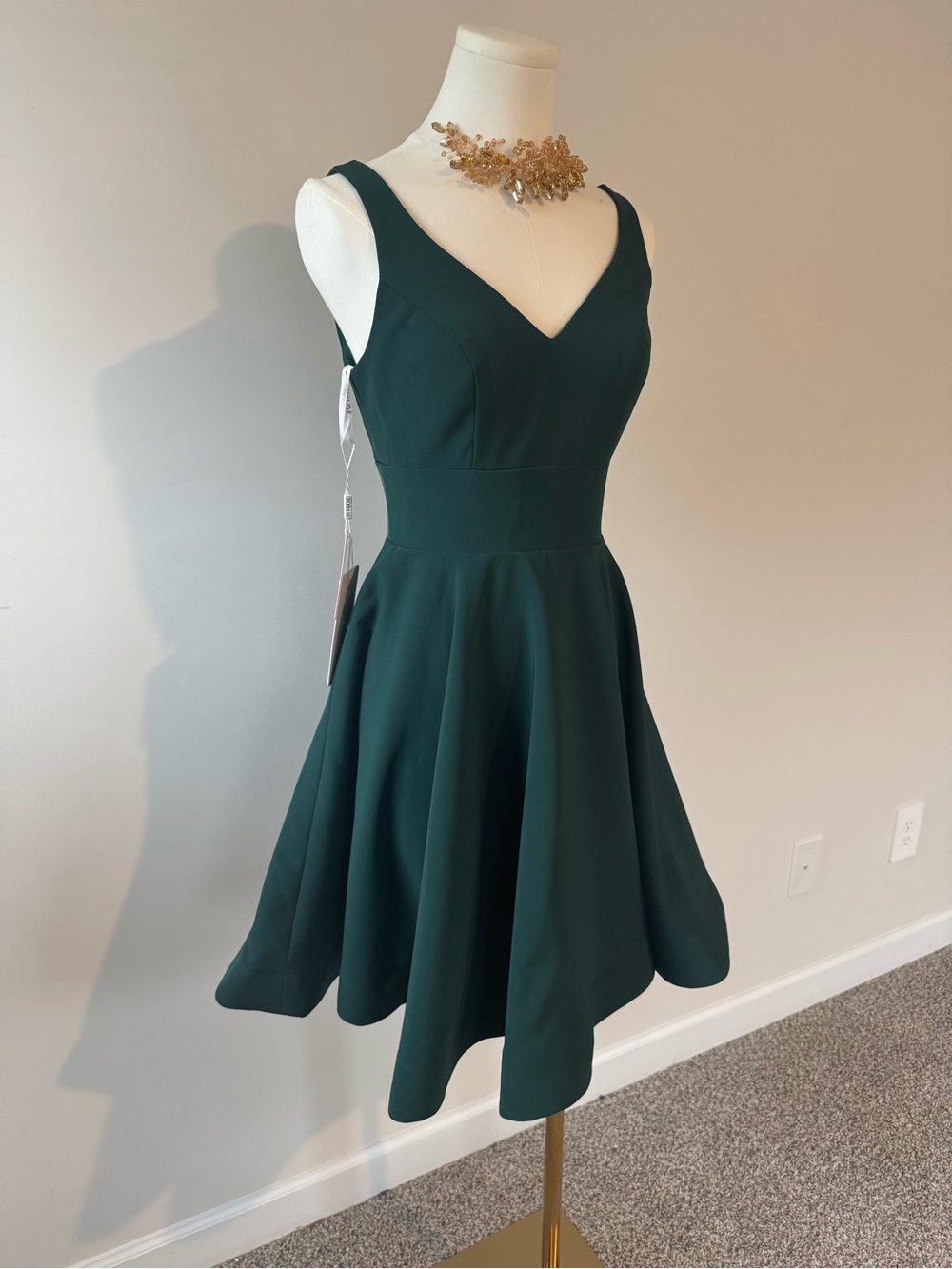 JJ’s House Dark Green Fit & Flare Cocktail Dress NWT US 0 V-Neck Party Prom - Picture 3 of 8